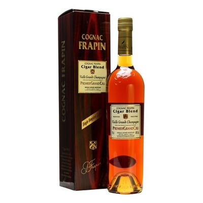 Cognac Frapin Cigar Blend gift box 0,7 L Cognac Frapin Cigar Blend gift box 0,7 L